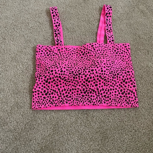 No Boundaries Tops - Cute and simple pink crop top with black dots! Size S.